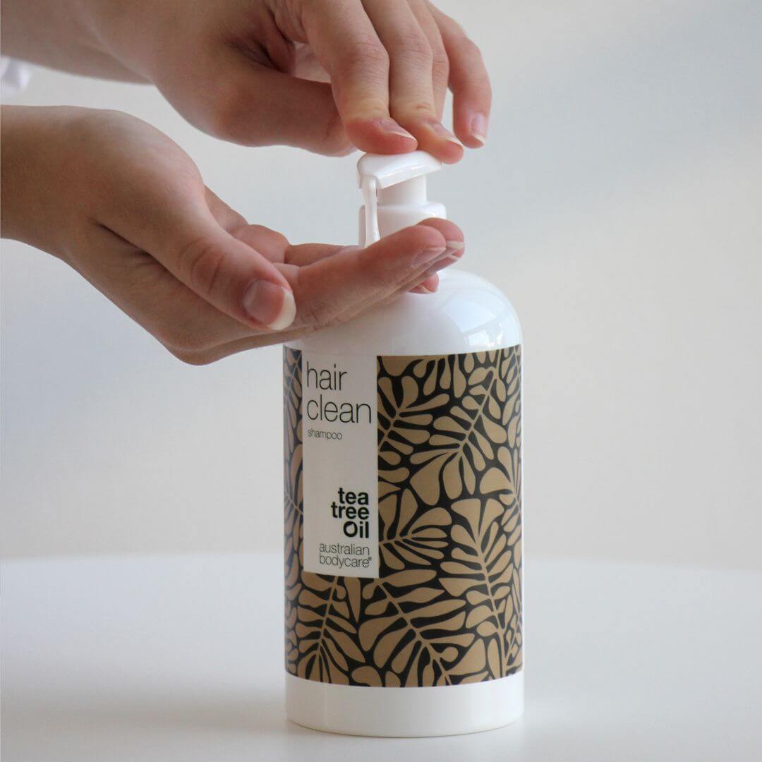 2–pack til kviser i hodebunnen - Hodebunnsskrubb og Tea Tree–sjampo mot uren hud i hodebunnen
