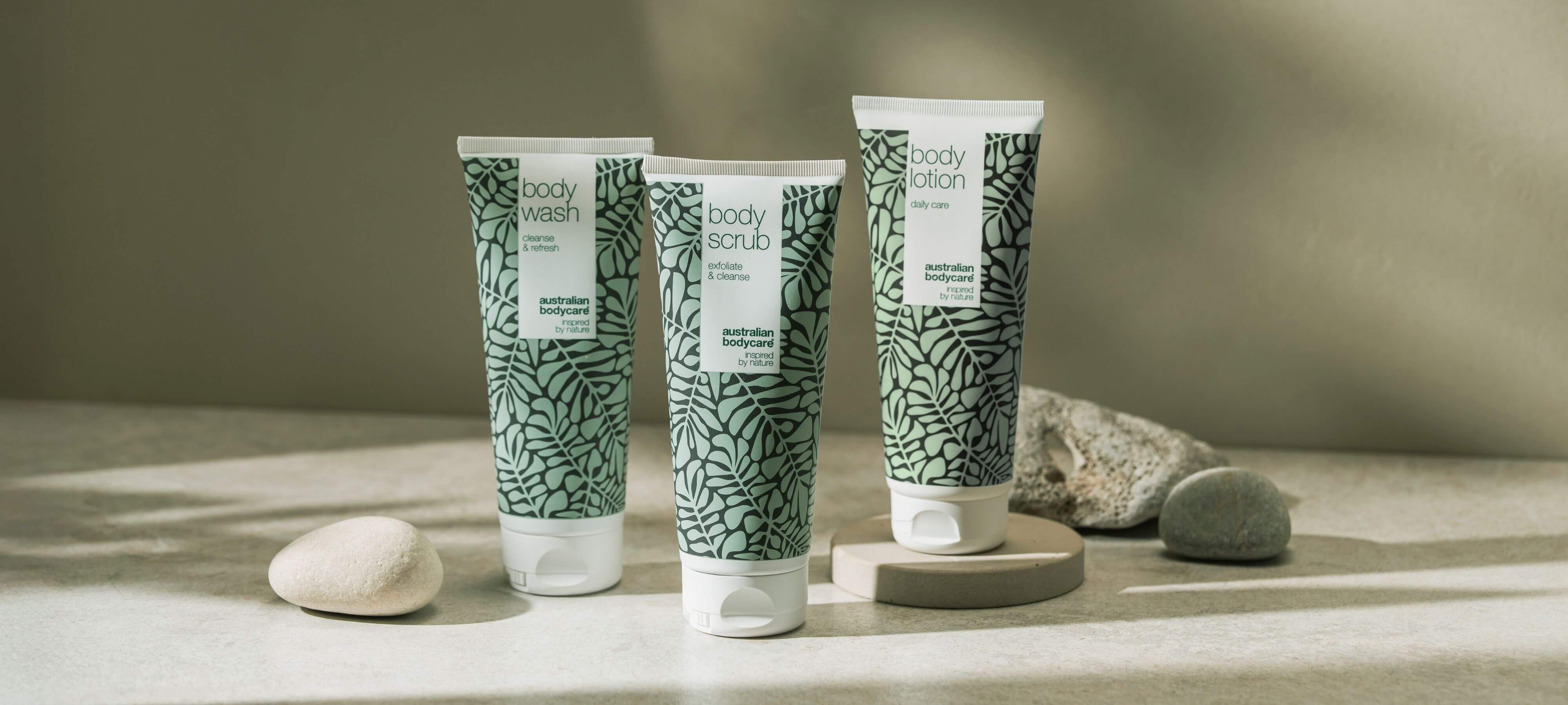 Skrubb og eksfoliering for kropp og ansikt