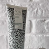 Video som viser Australian Bodycare Body Wash og dens lette, skummende tekstur.