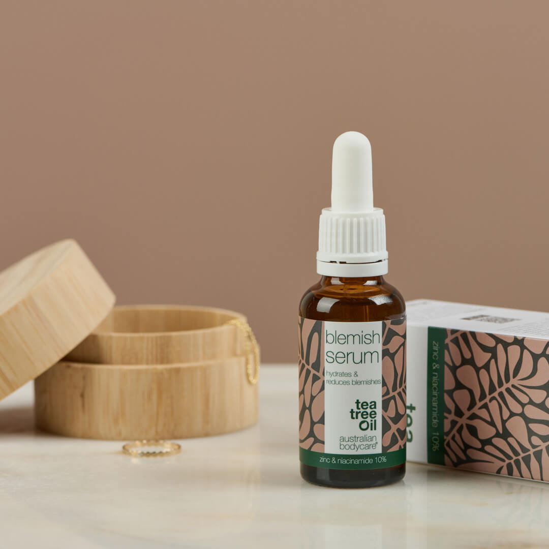 Niacinamide Serum til kviser og uren hud — Ansiktsserum med niacinamid 10%, Sink 1% og tetreolje mot kviser, hudormer og uren hud